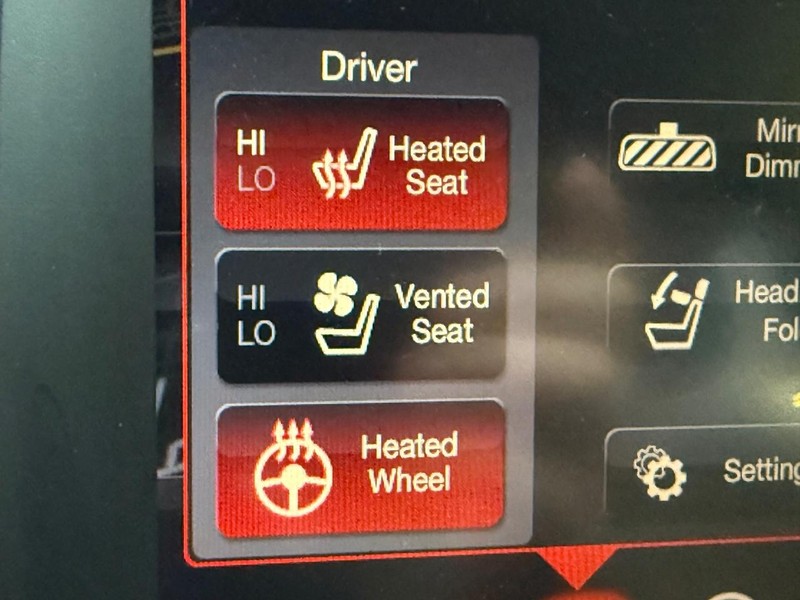 Dodge Durango Vehicle Full-screen Gallery Image 28