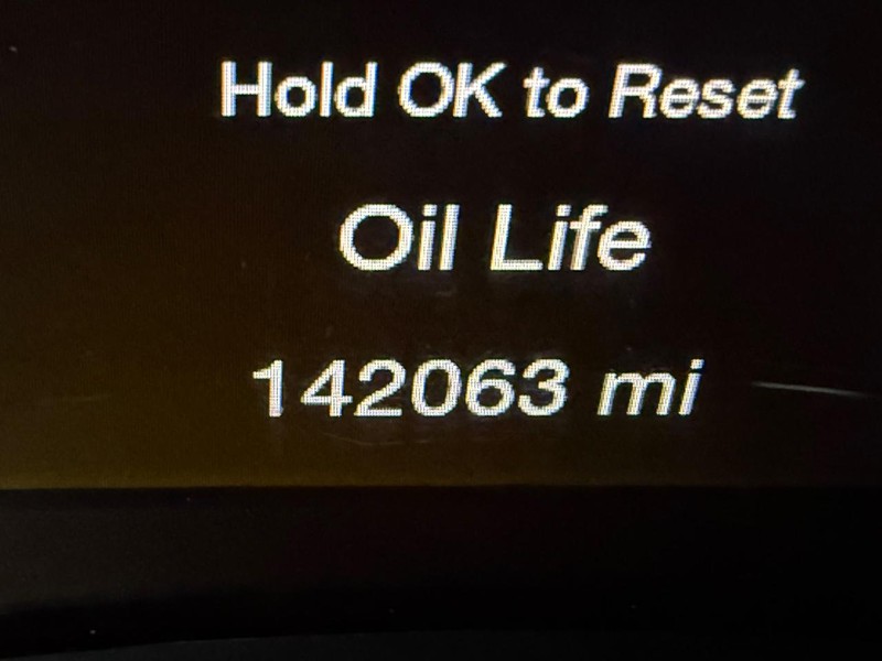 Dodge Durango Vehicle Full-screen Gallery Image 34