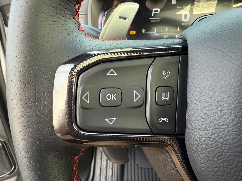 Ram 1500 Vehicle Full-screen Gallery Image 20