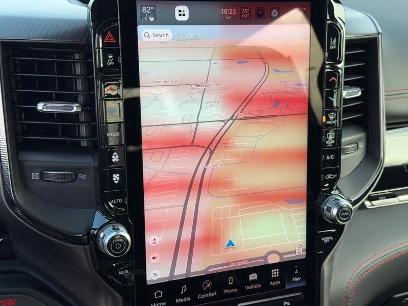 Ram 1500 Vehicle Full-screen Gallery Image 24