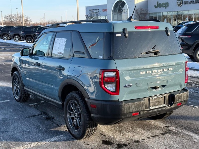 Ford Bronco Sport Vehicle Full-screen Gallery Image 05