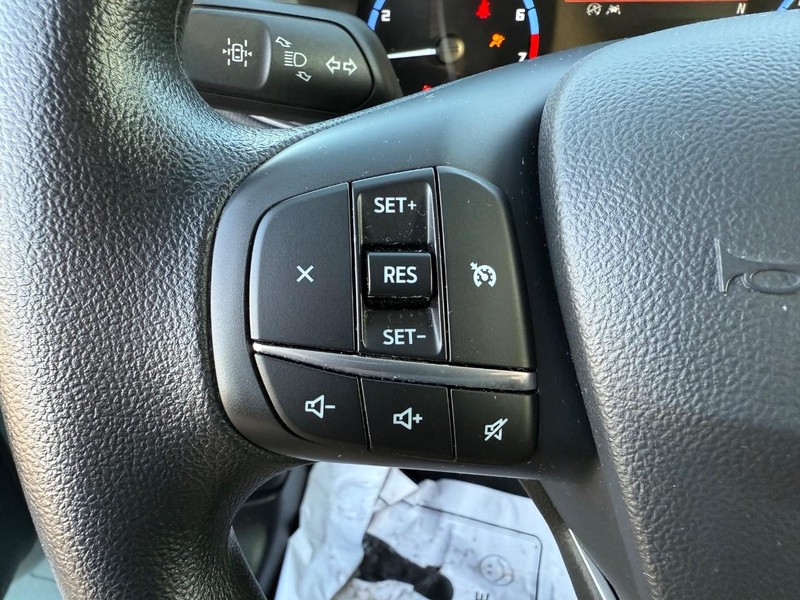 Ford Bronco Sport Vehicle Full-screen Gallery Image 19