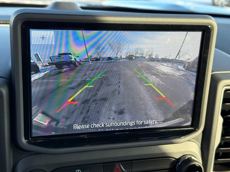 Ford Bronco Sport Vehicle Full-screen Gallery Image 23