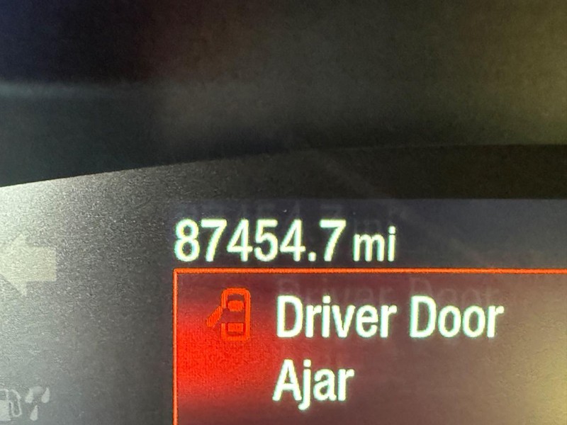 Ford Bronco Sport Vehicle Full-screen Gallery Image 28