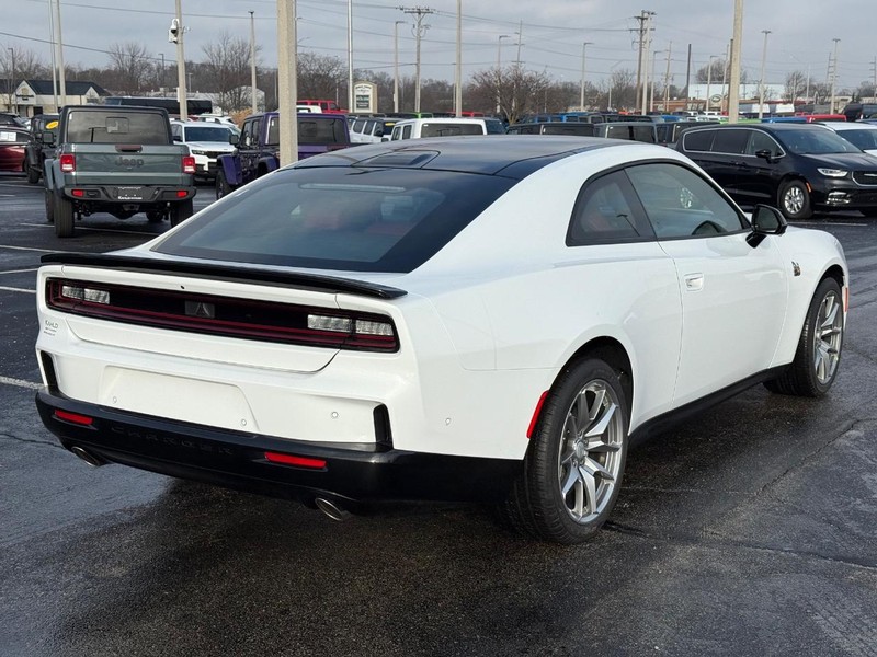 Dodge Charger Vehicle Full-screen Gallery Image 3