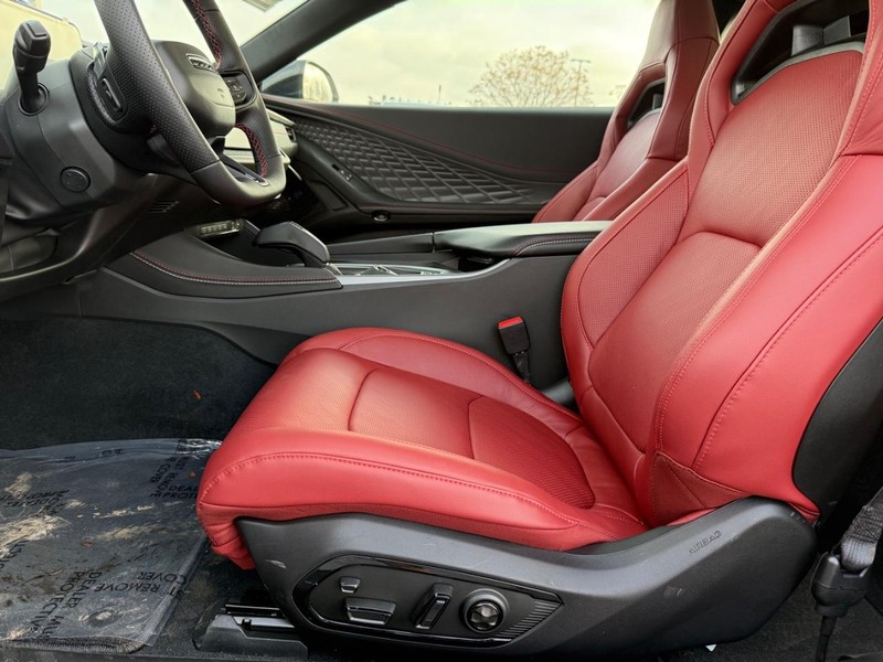 Dodge Charger Vehicle Full-screen Gallery Image 17