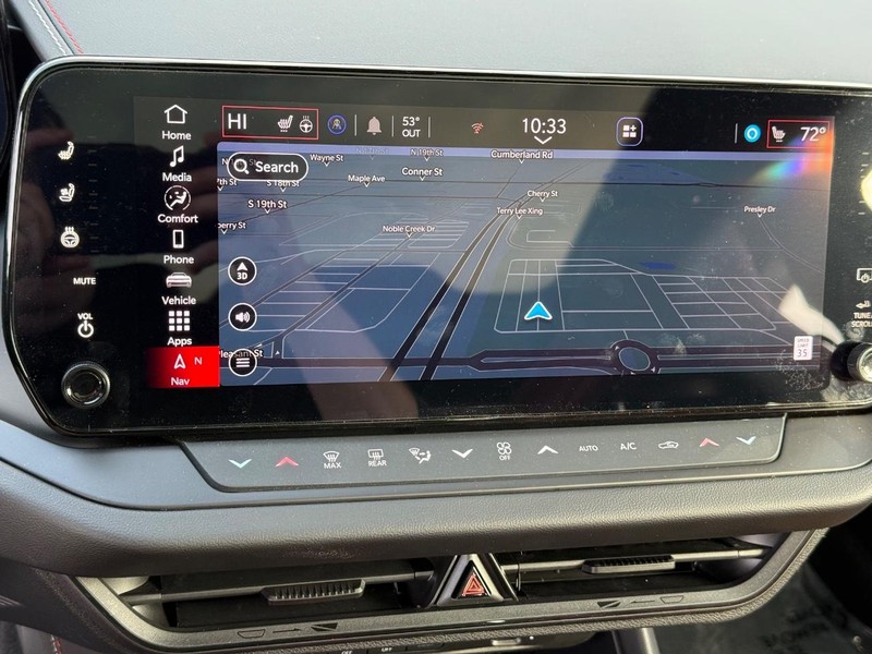 Dodge Charger Vehicle Full-screen Gallery Image 22