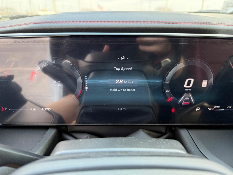 Dodge Charger Vehicle Full-screen Gallery Image 27