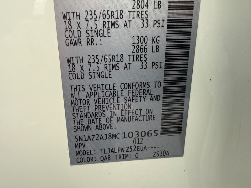 Nissan Murano Vehicle Full-screen Gallery Image 31