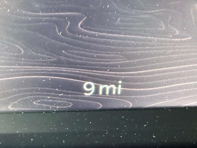 Jeep Grand Cherokee Vehicle Full-screen Gallery Image 30