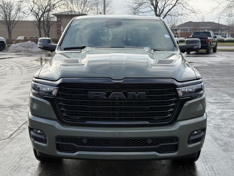Ram 1500 Vehicle Full-screen Gallery Image 9