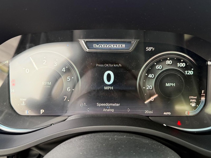 Ram 1500 Vehicle Full-screen Gallery Image 28