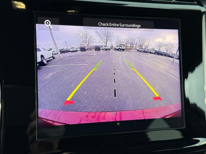 Jeep Grand Cherokee L Vehicle Full-screen Gallery Image 26