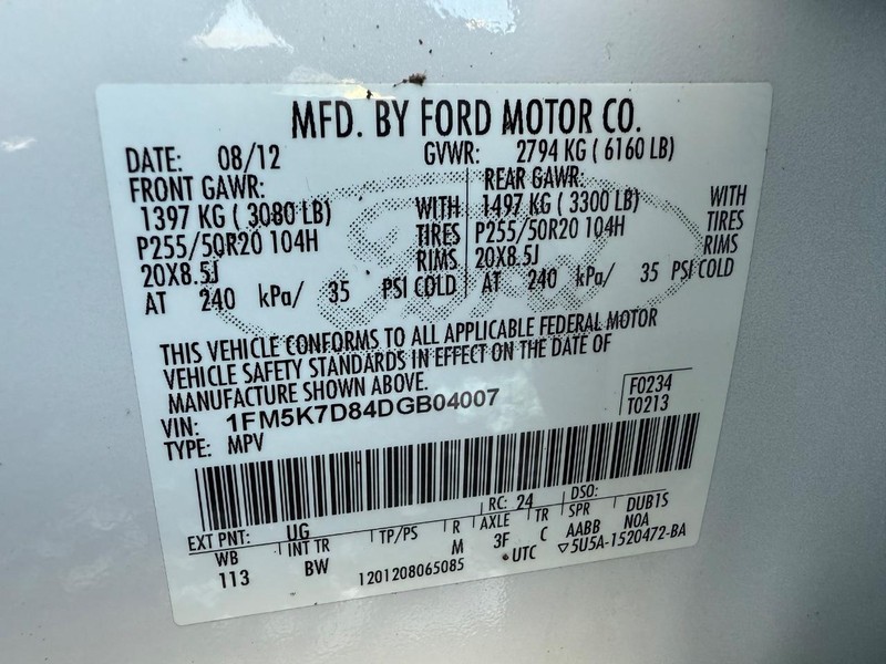 Ford Explorer Vehicle Full-screen Gallery Image 30