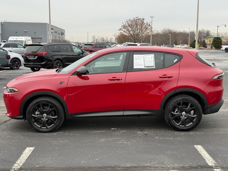 Dodge Hornet Vehicle Full-screen Gallery Image 08