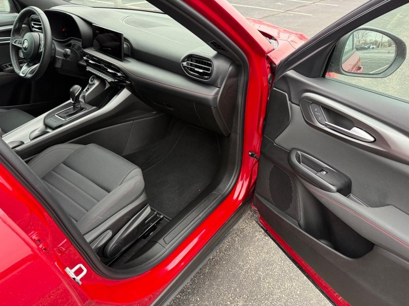 Dodge Hornet Vehicle Full-screen Gallery Image 15