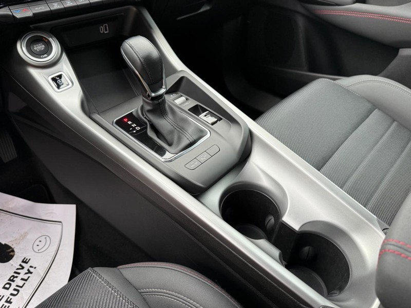 Dodge Hornet Vehicle Full-screen Gallery Image 26