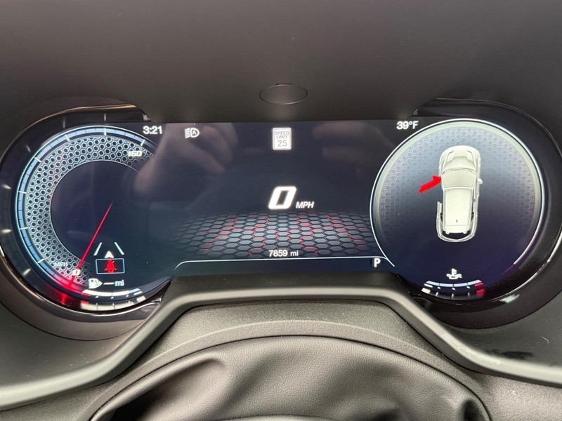 Dodge Hornet Vehicle Full-screen Gallery Image 28