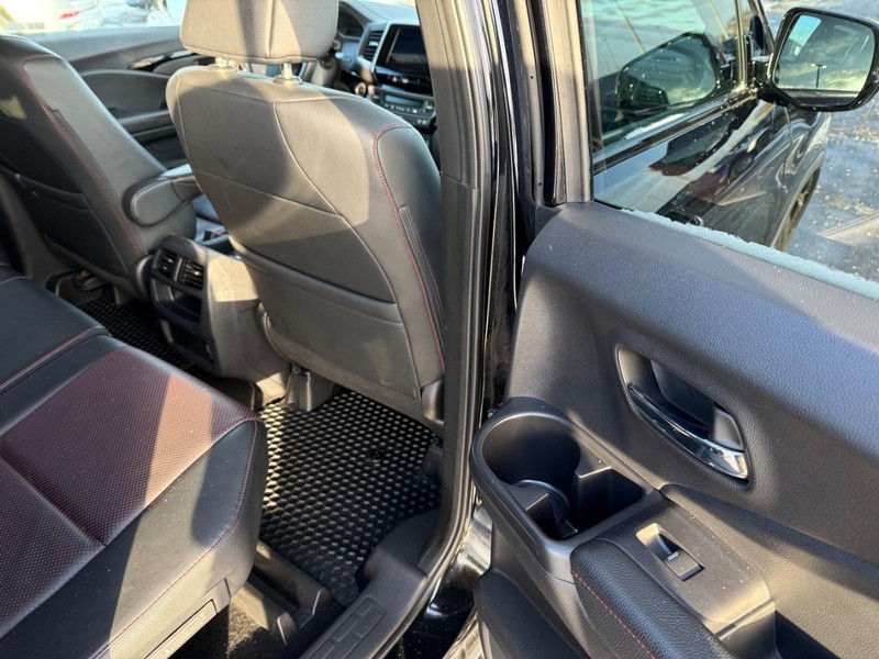 Honda Ridgeline Vehicle Full-screen Gallery Image 10