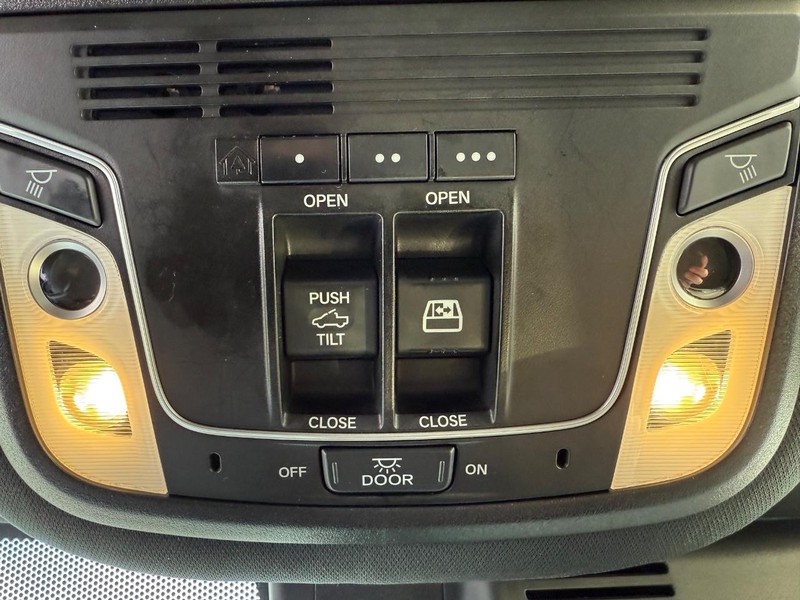 Honda Ridgeline Vehicle Full-screen Gallery Image 28