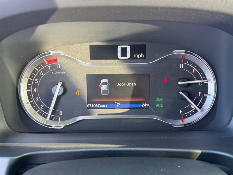 Honda Ridgeline Vehicle Full-screen Gallery Image 29