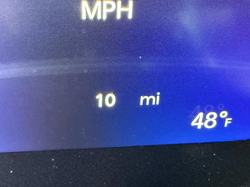 Chrysler Pacifica Vehicle Full-screen Gallery Image 29