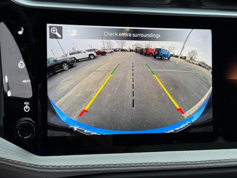 Jeep Cherokee Vehicle Full-screen Gallery Image 26