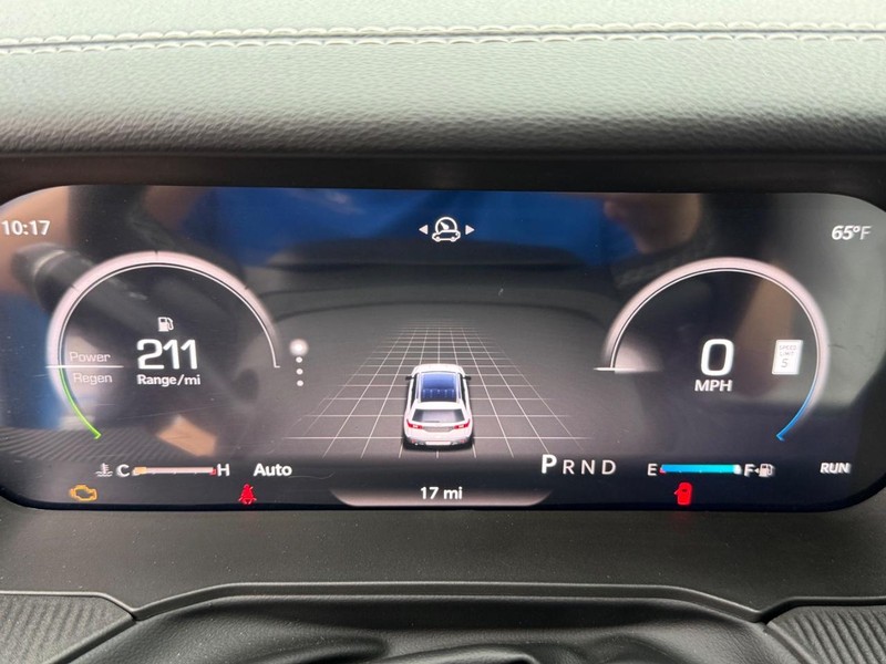 Jeep Cherokee Vehicle Full-screen Gallery Image 30