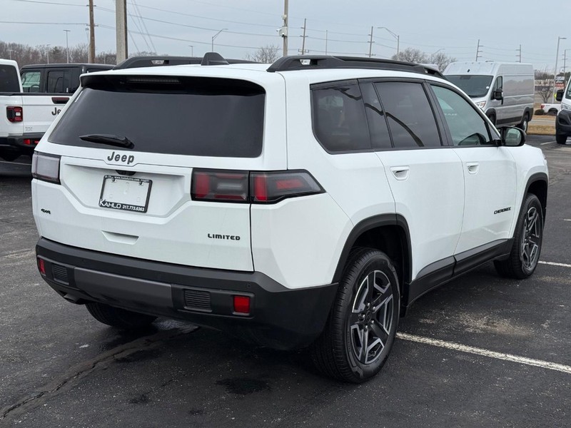 Jeep Cherokee Vehicle Full-screen Gallery Image 3