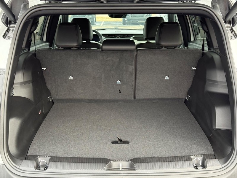 Jeep Cherokee Vehicle Full-screen Gallery Image 7