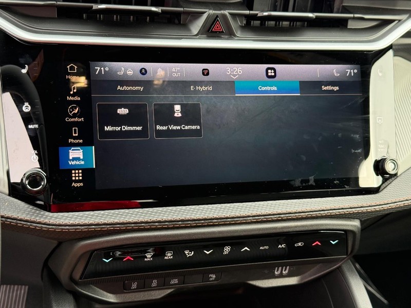 Jeep Cherokee Vehicle Full-screen Gallery Image 24