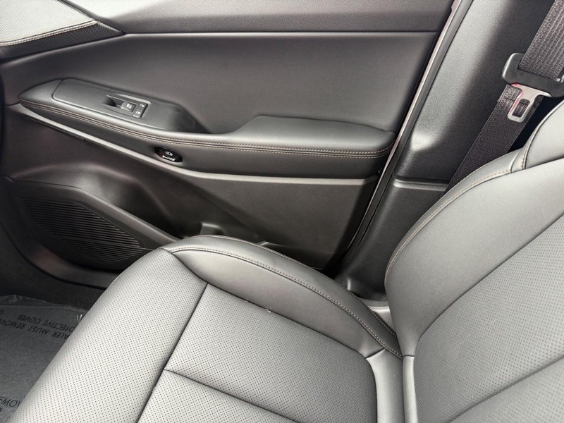 Jeep Cherokee Vehicle Full-screen Gallery Image 27