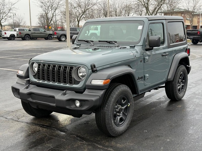 Jeep Wrangler Vehicle Full-screen Gallery Image 9