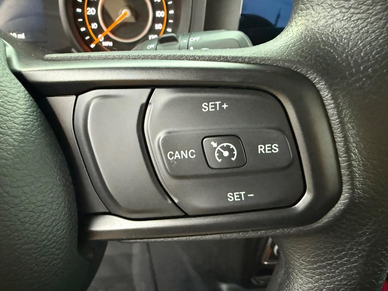 Jeep Wrangler Vehicle Full-screen Gallery Image 20