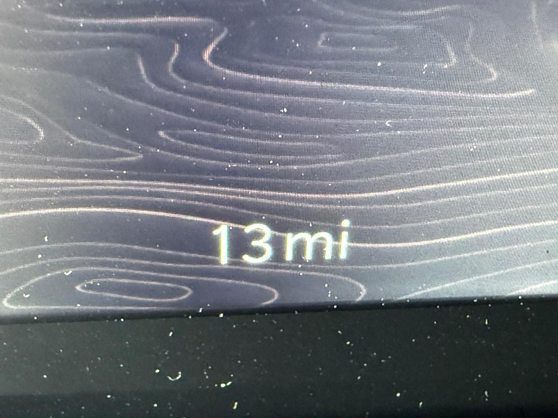 Jeep Grand Cherokee Vehicle Full-screen Gallery Image 30