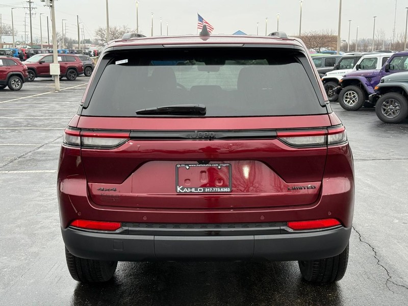 Jeep Grand Cherokee Vehicle Full-screen Gallery Image 4