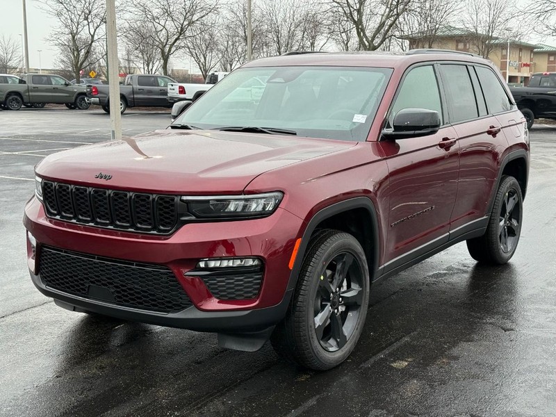 Jeep Grand Cherokee Vehicle Full-screen Gallery Image 10