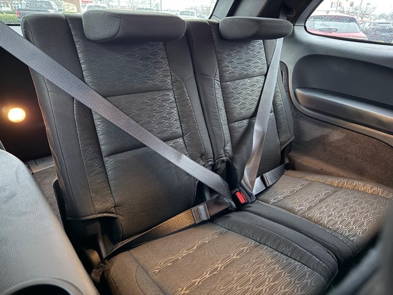 Dodge Durango Vehicle Full-screen Gallery Image 14