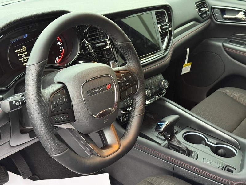 Dodge Durango Vehicle Full-screen Gallery Image 21