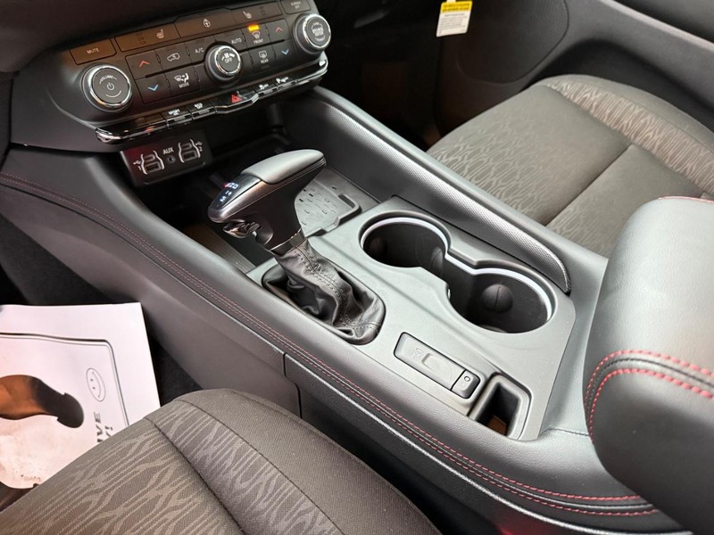 Dodge Durango Vehicle Full-screen Gallery Image 29