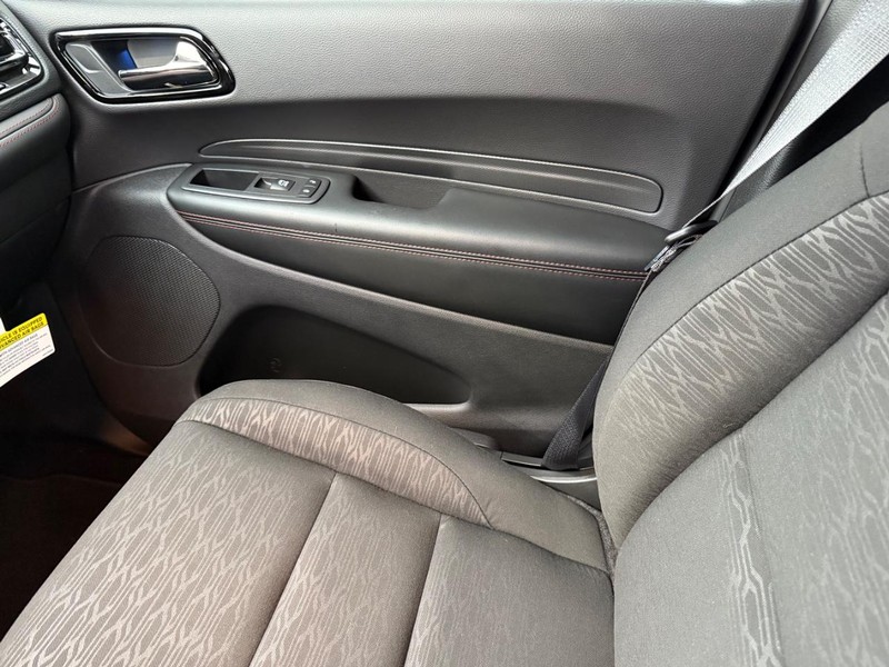 Dodge Durango Vehicle Full-screen Gallery Image 30