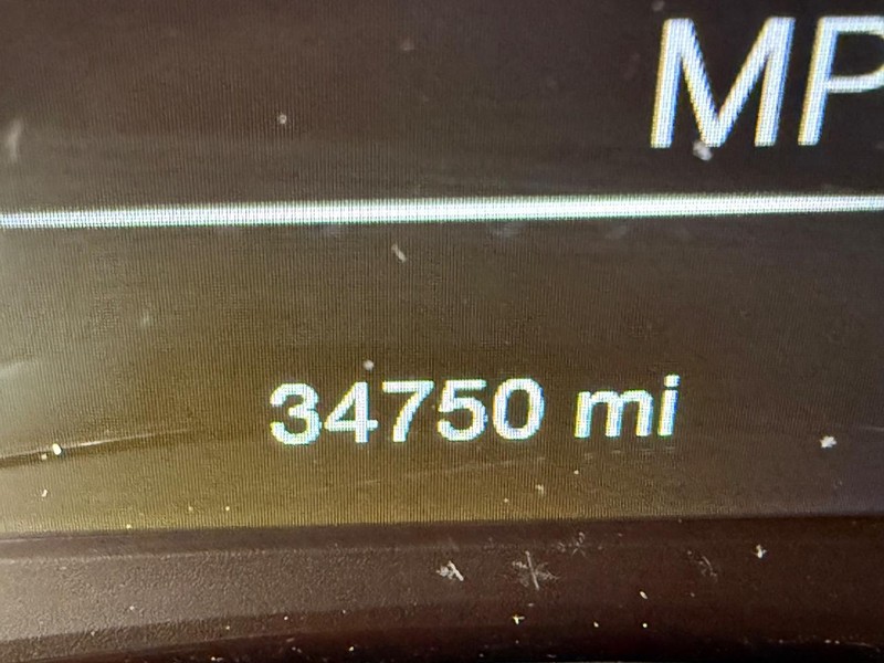 Jeep Grand Cherokee Vehicle Full-screen Gallery Image 33