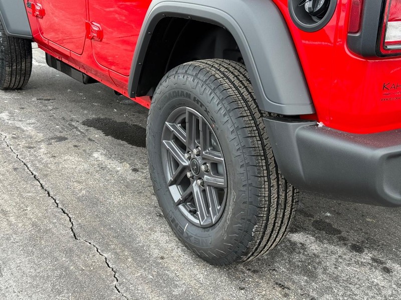 Jeep Wrangler Vehicle Full-screen Gallery Image 6