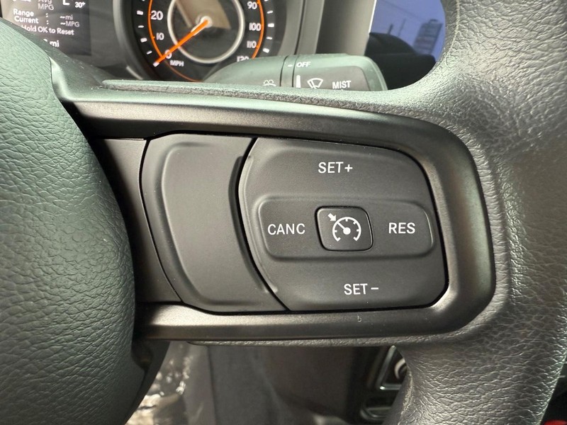 Jeep Wrangler Vehicle Full-screen Gallery Image 21