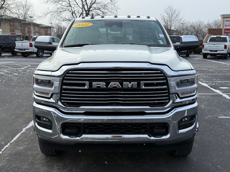 Ram 3500 Vehicle Full-screen Gallery Image 10