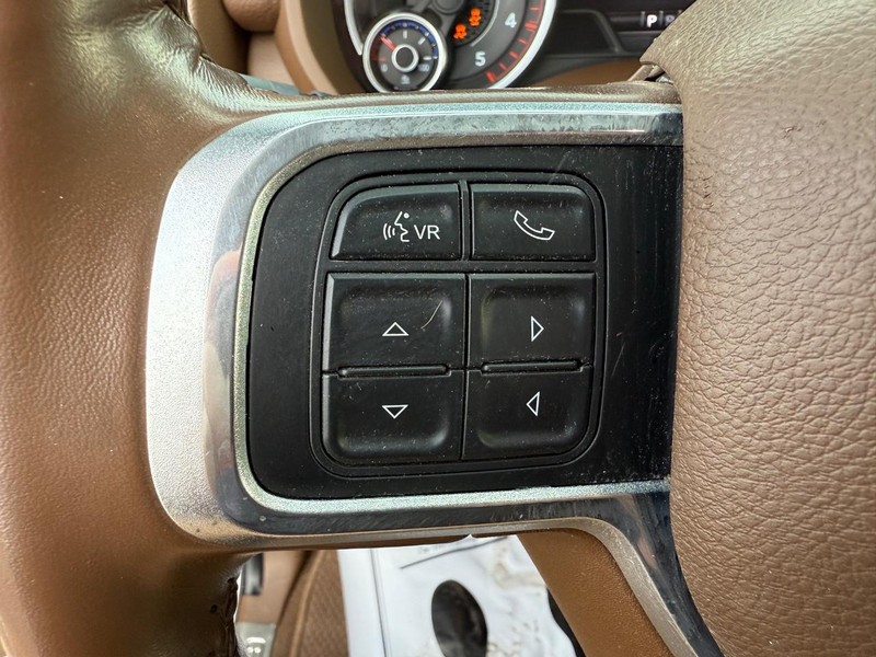 Ram 3500 Vehicle Full-screen Gallery Image 20