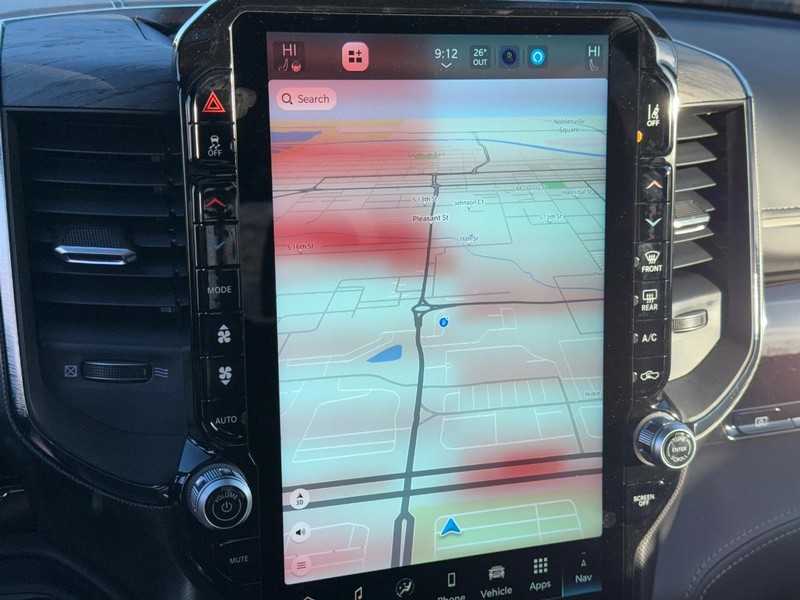 Ram 1500 Vehicle Full-screen Gallery Image 24