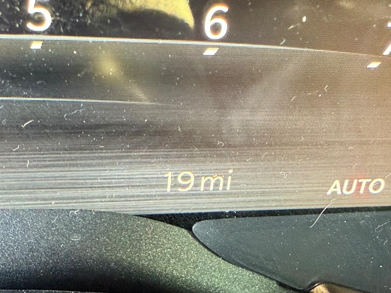 Ram 1500 Vehicle Full-screen Gallery Image 30