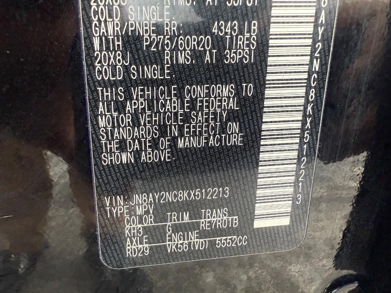 Nissan Armada Vehicle Full-screen Gallery Image 36