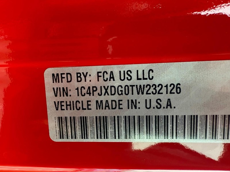 Jeep Wrangler Vehicle Full-screen Gallery Image 34